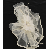 Melbourne Cup Fascinator  | Cream